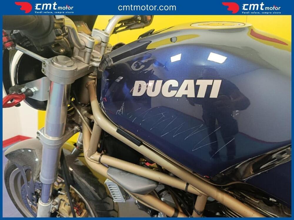 Ducati Monster 750 Dark (1999 - 02) (13)