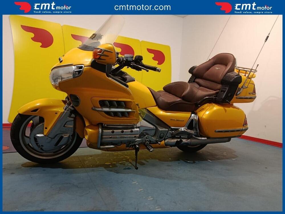 Honda GL 1800 Gold Wing (2000 - 05) (3)