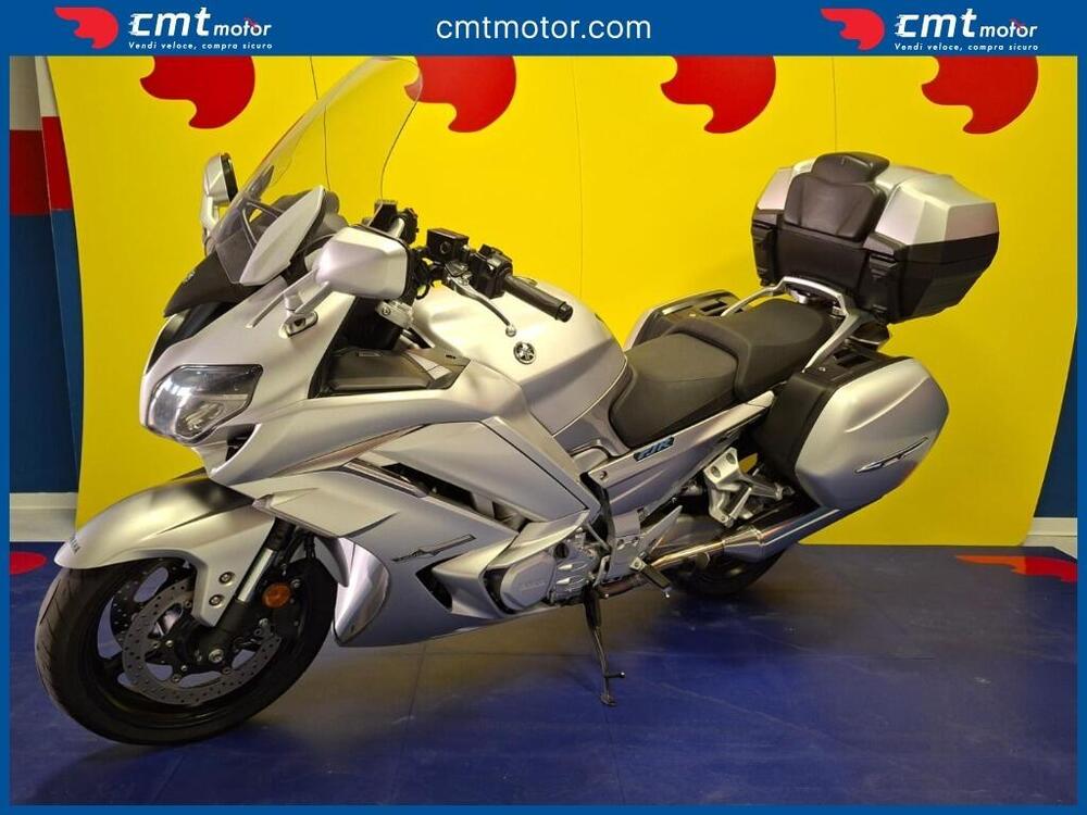 Yamaha FJR 1300 AE (2016 - 20) (2)