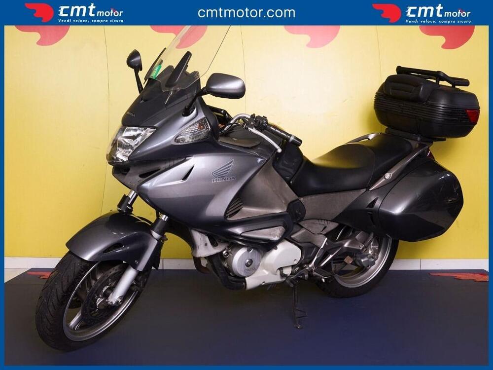 Honda Deauville 700  (4)