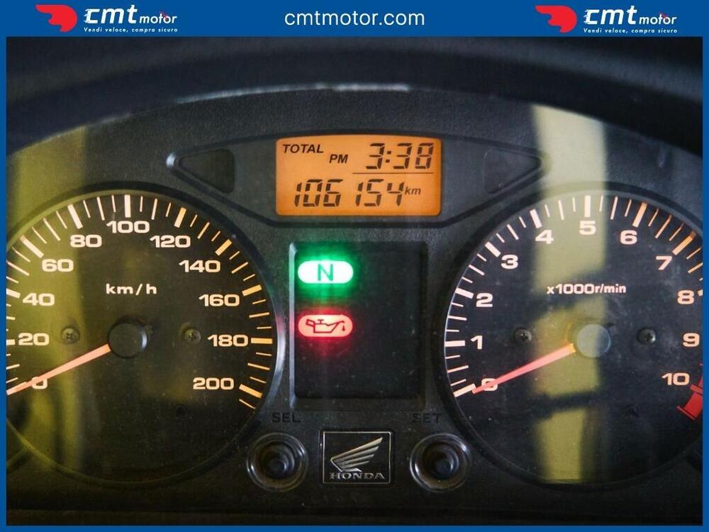 Honda Deauville 700  (5)