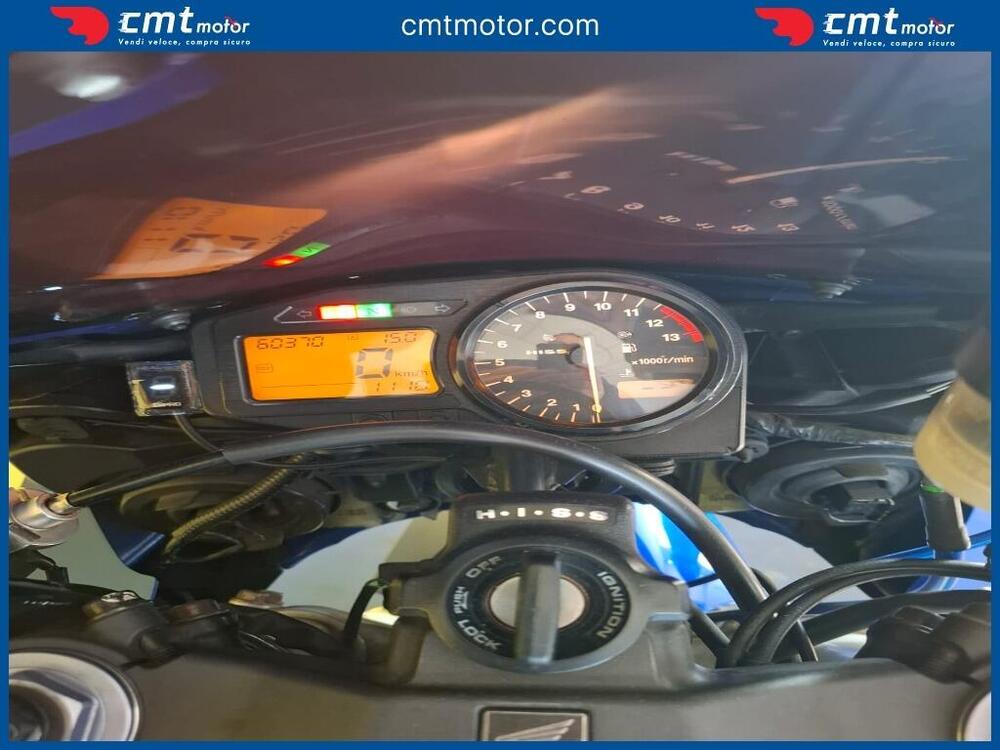 Honda CBR 900 RR Fireblade (2002 - 04) (4)