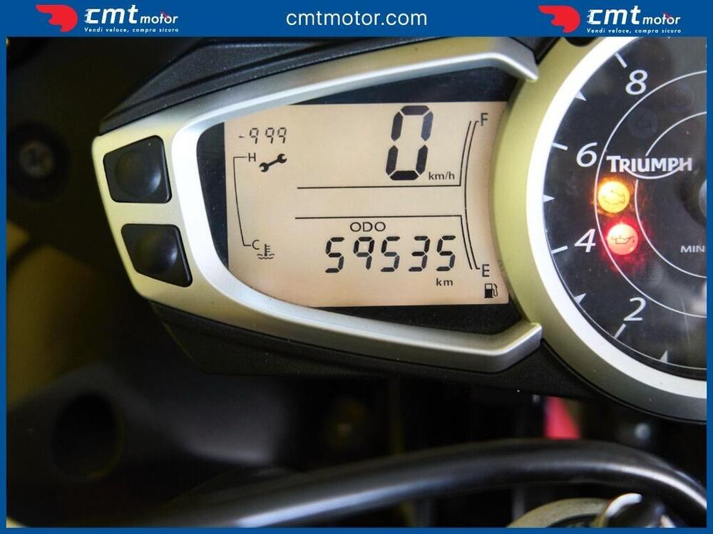 Triumph Speed Triple 1050 (2011 - 13) (5)