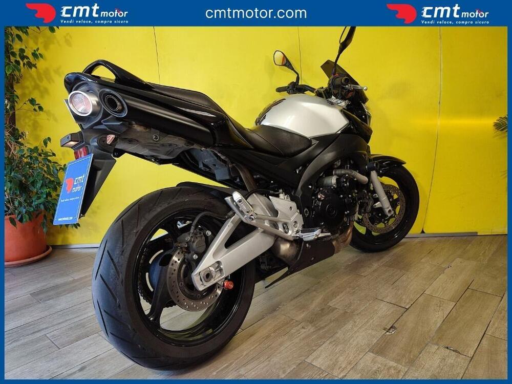 Suzuki GSR 600 (2006 - 11) (4)