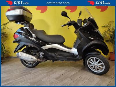 Piaggio MP3 300 Touring/LT (2011 - 13) usata