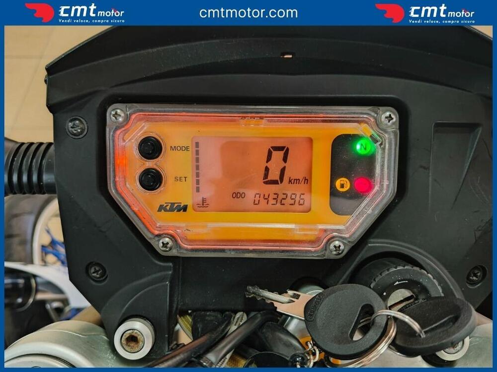 KTM 950 Supermoto (2006 - 08) (5)