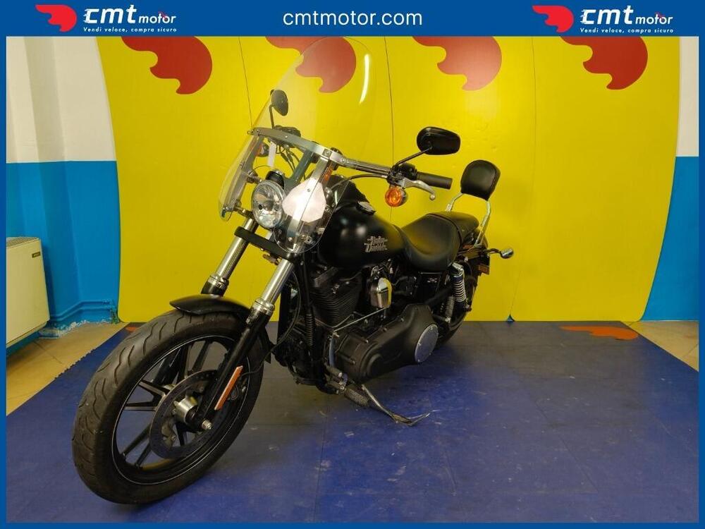 Harley-Davidson 1690 Street Bob Special (2015 - 16) - FXDB (2)