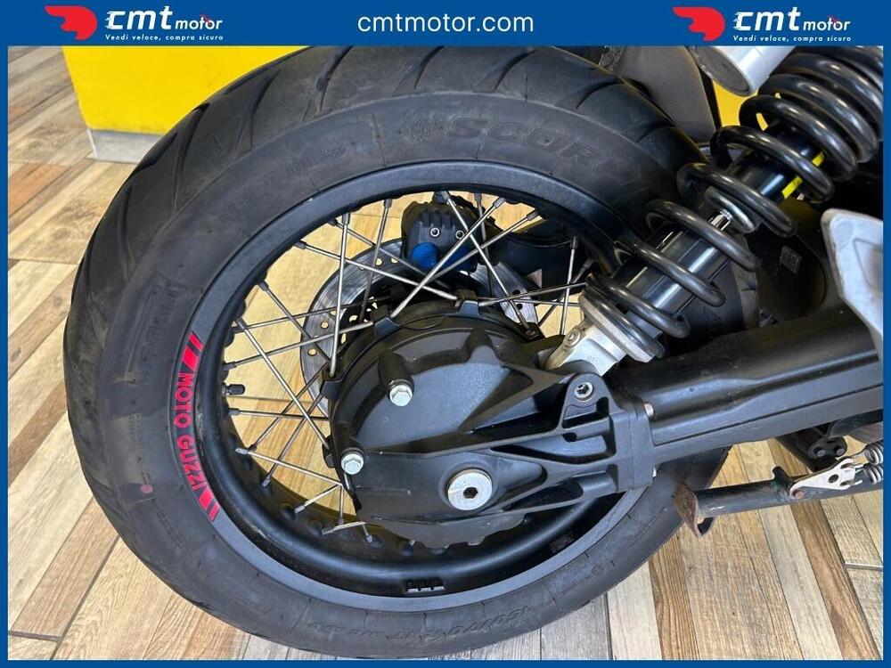 Moto Guzzi V85 TT (2019 - 20) (8)