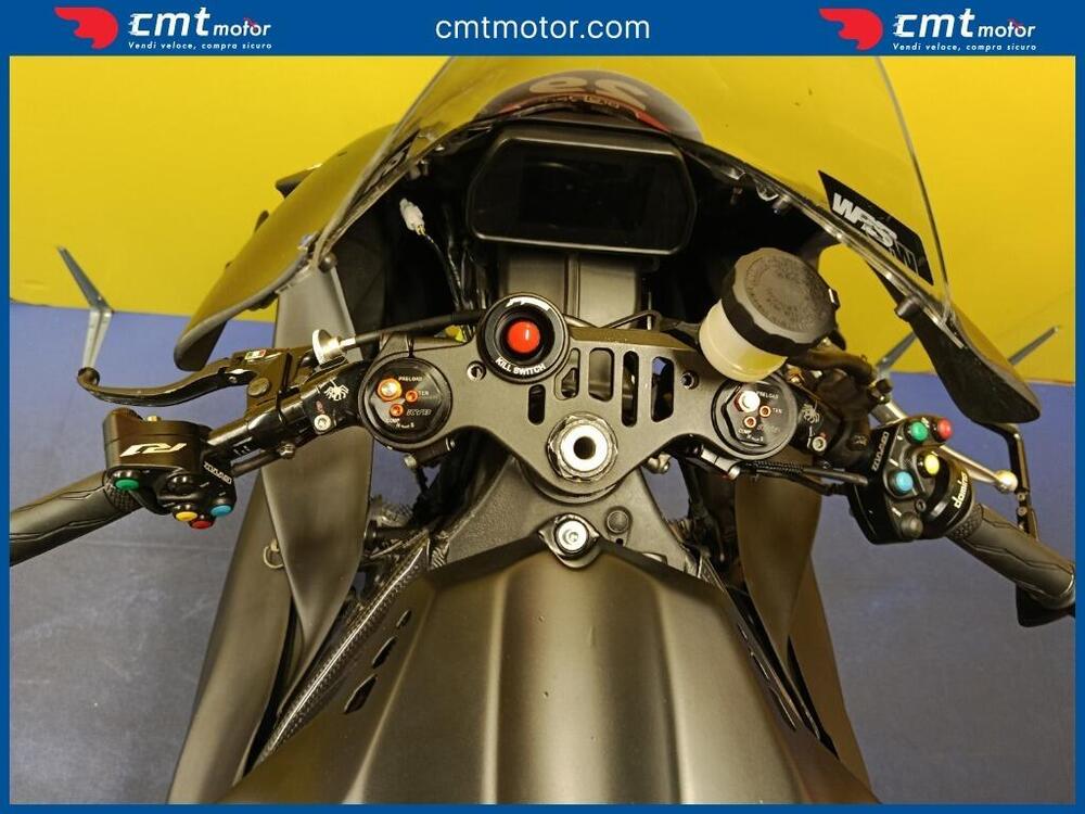 Yamaha YZF R1 (2020 - 25) (6)