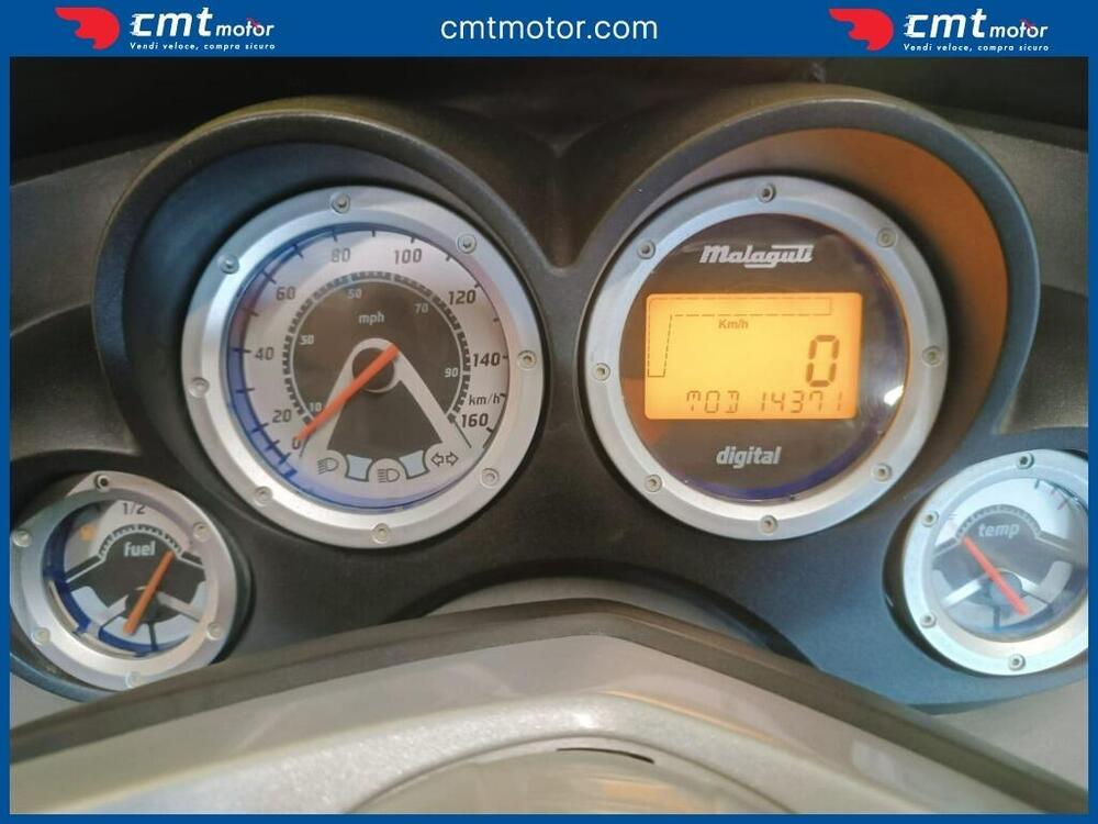 Malaguti Madison 400 4T (5)