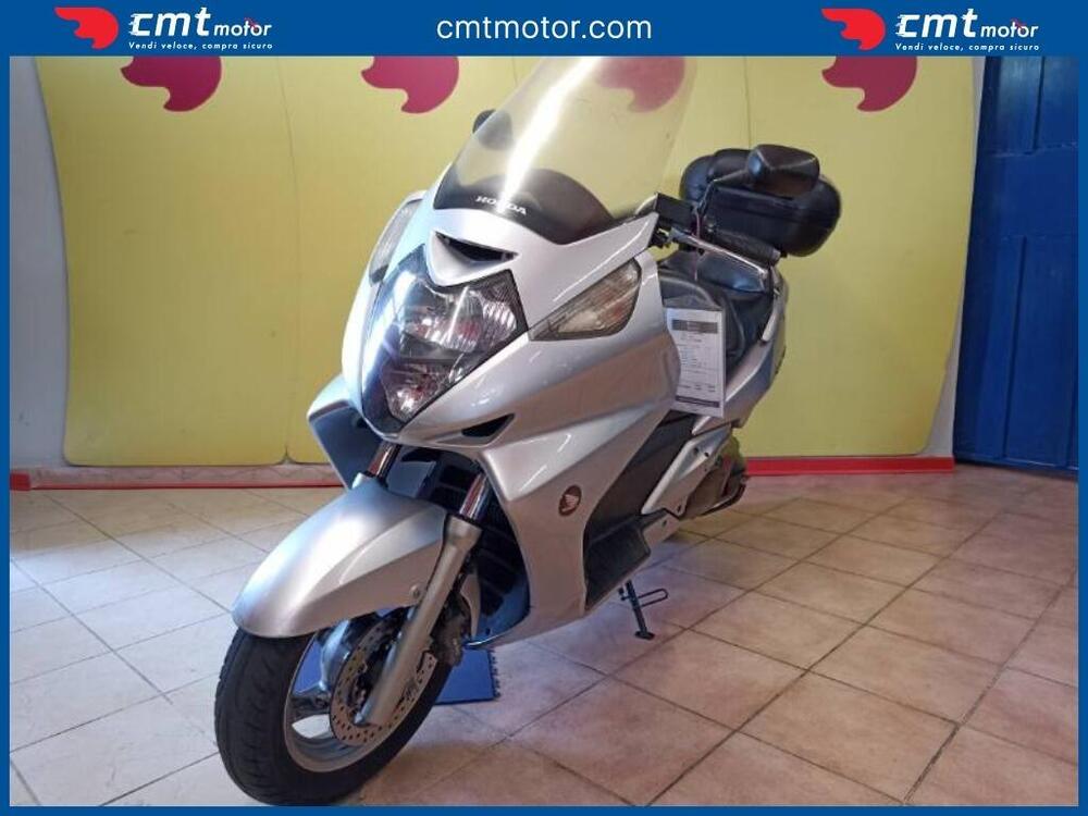 Honda Silver Wing 600 (2001 - 05) (2)