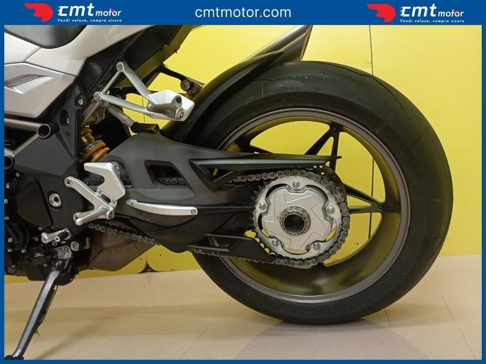 MV Agusta Brutale 990 R (2009 - 12) (9)