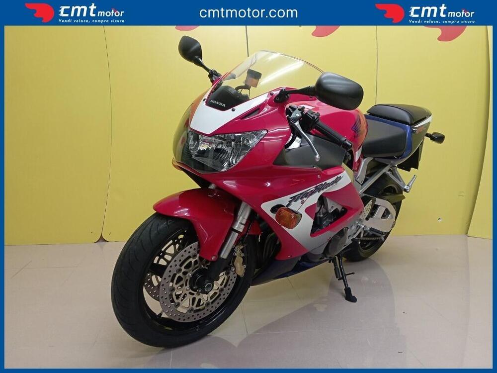 Honda CBR 900 RR Fireblade (2000 - 01) (2)