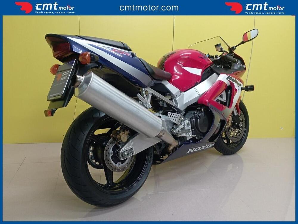 Honda CBR 900 RR Fireblade (2000 - 01) (4)