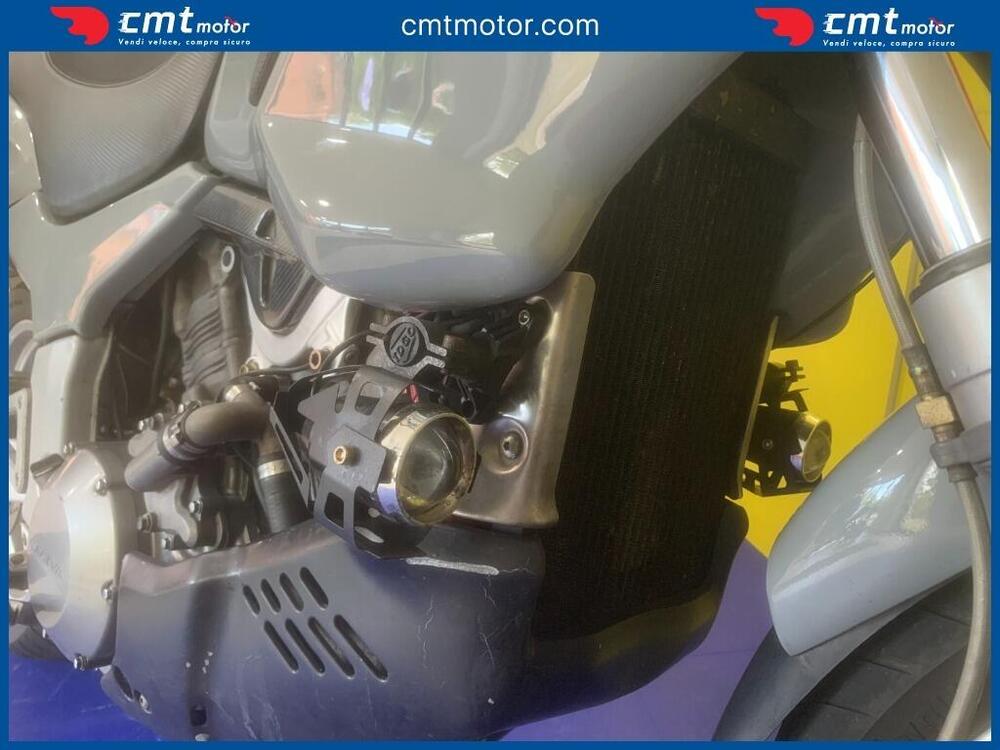 Cagiva Navigator 1000 (2000 - 01) (7)