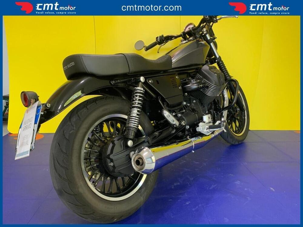 Moto Guzzi V9 Roamer (2018 - 20) (2)