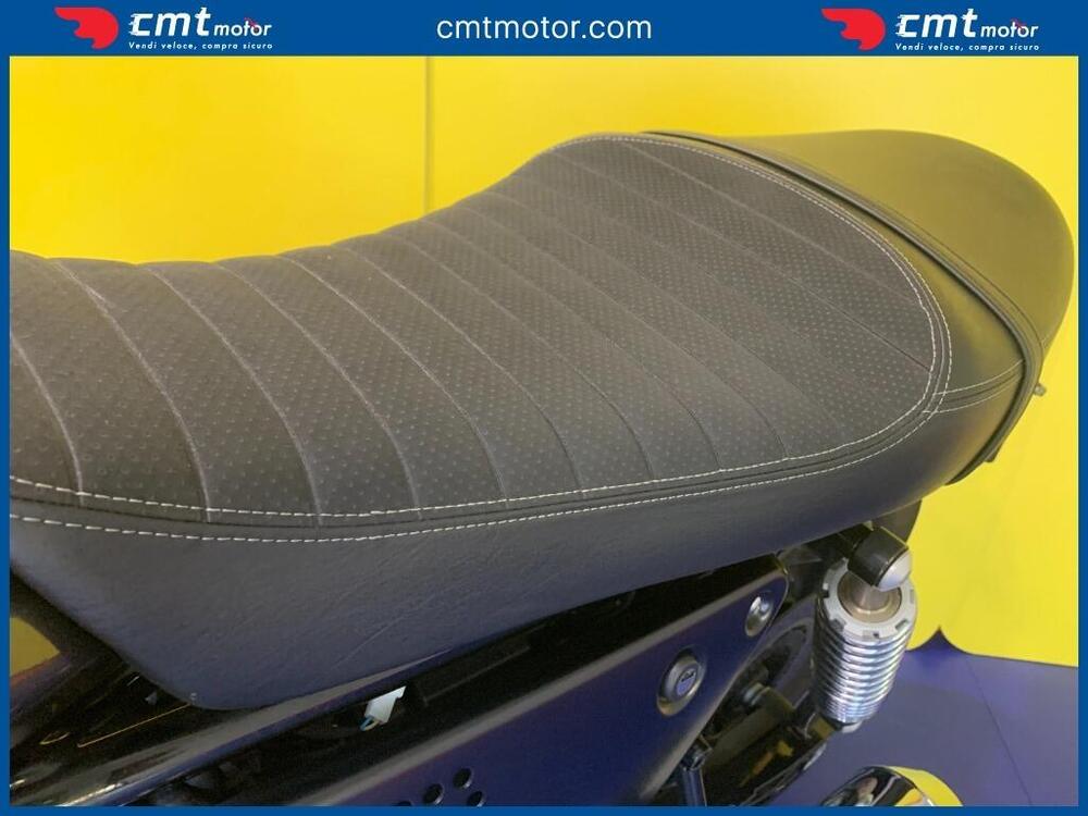 Moto Guzzi V9 Roamer (2018 - 20) (9)