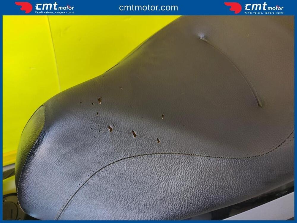 Piaggio Beverly 300 i.e. (2010 - 16) (8)