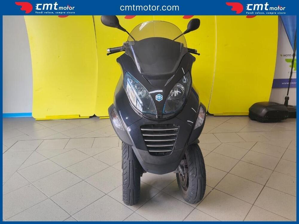 Piaggio MP3 250 i.e. (2)