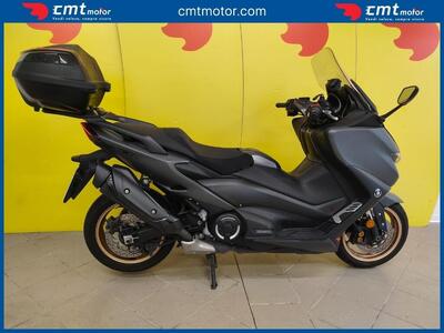 Yamaha T-Max 560 Tech Max (2021) usata