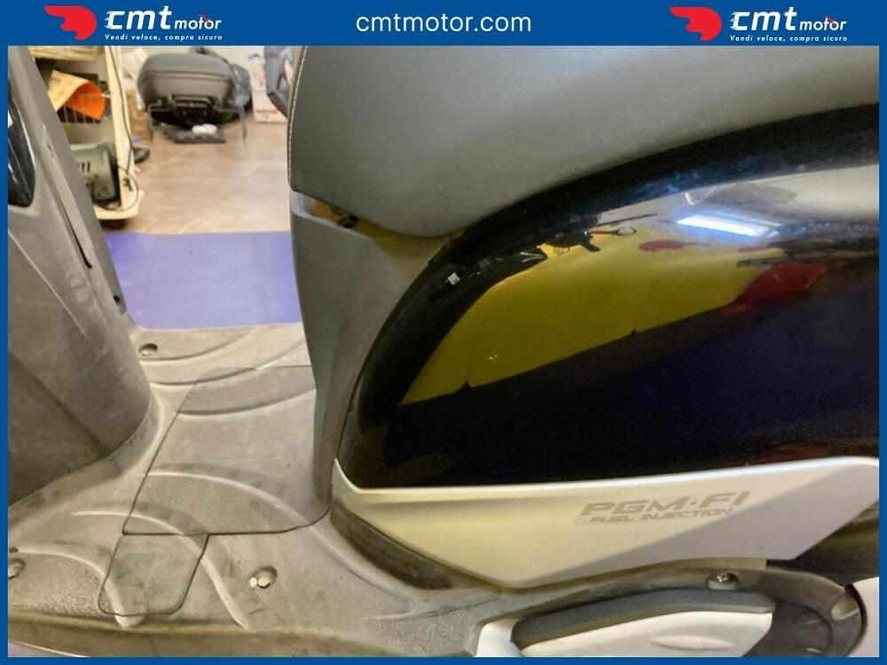 Honda SH 300 i ABS (2013 - 14) (8)