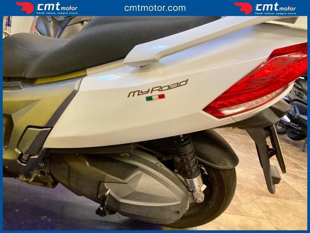 Kymco MyRoad 700i (2012 - 16) (8)