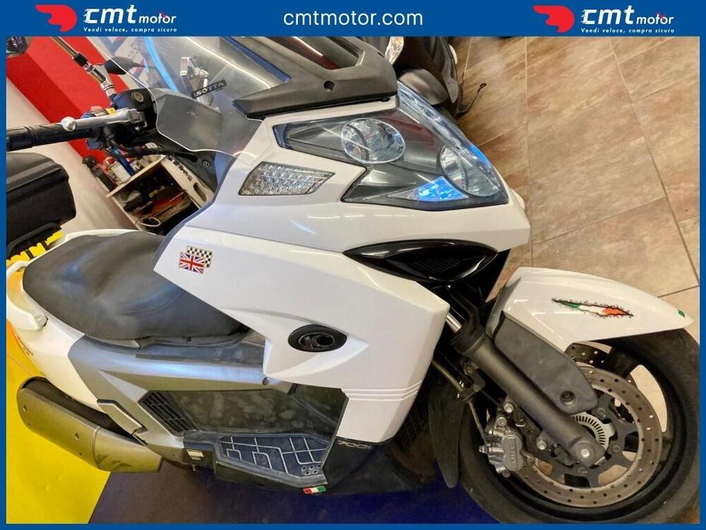 Kymco MyRoad 700i (2012 - 16) (12)