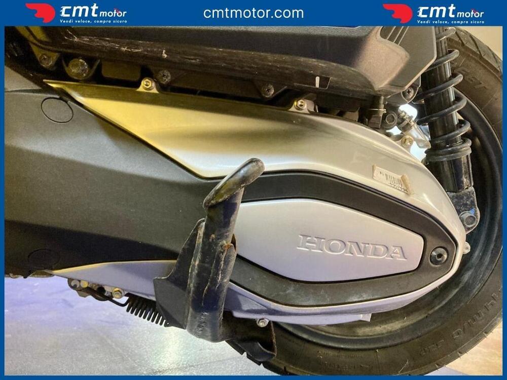 Honda ADV 350 (2022 - 24) (9)