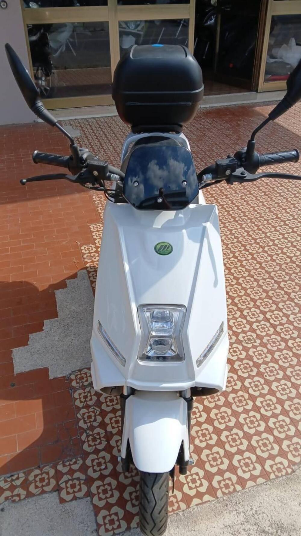 Lifan E3 (2018 - 26) (3)