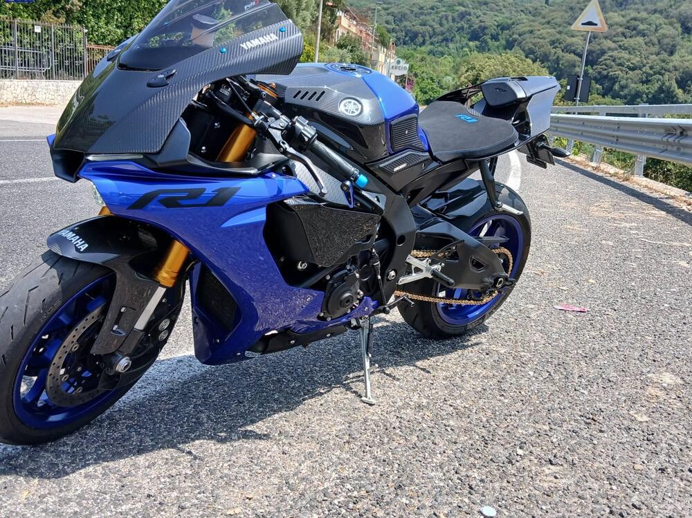 Yamaha YZF R1 (2017 - 19) (6)
