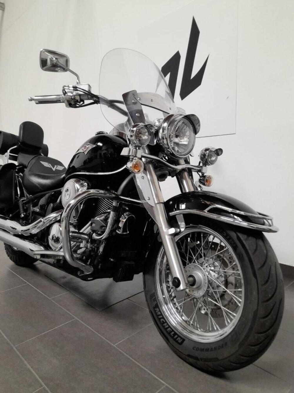 Kawasaki Vulcan VN 900 Classic (2006 - 10) (8)