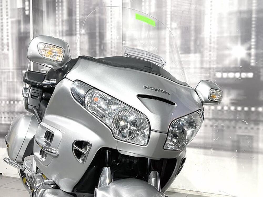 Honda GL 1800 Gold Wing (2006) (9)