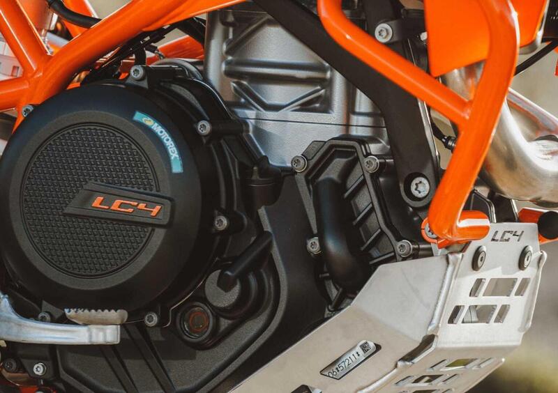 KTM 690 Enduro 690 Enduro R (2026) (11)