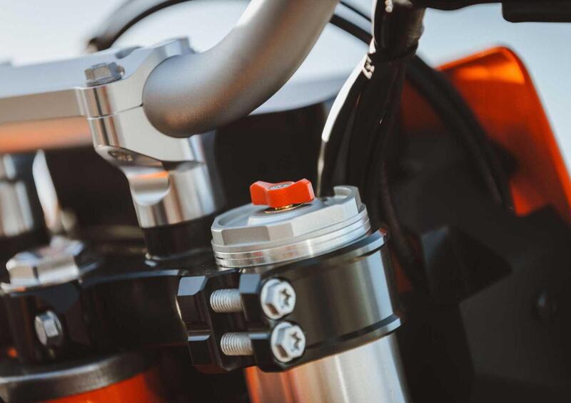 KTM 690 Enduro 690 Enduro R (2026) (12)