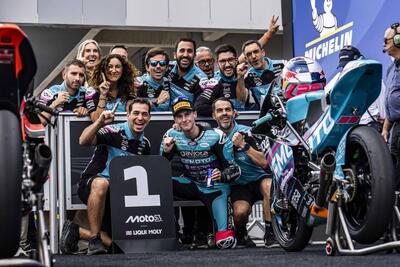 MotoGP 2025. GP di Ungheria. Moto3: sorpassi al millimetro e contatto sul traguardo, vince Maximo Quiles per 18 millesimi!