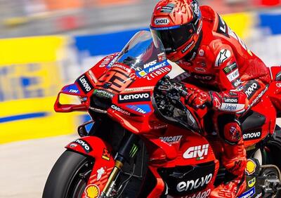 MotoGP 2025. GP di Ungheria. Marc Marquez sbaglia alla prima curva, ma non conta, vince lo stesso! [RISULTATI]