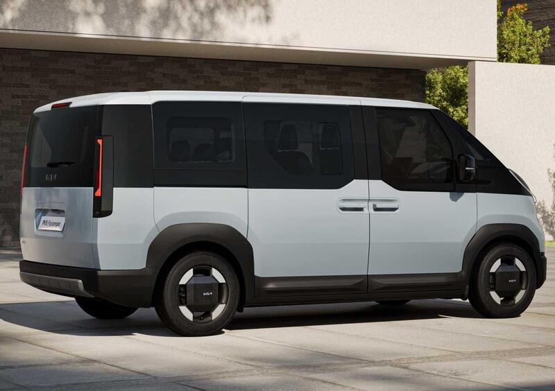 Kia PV5 (3)