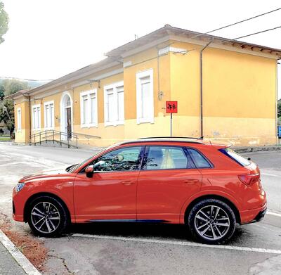 Audi Q3 40 TDI quattro S tronic S line edition del 2019 usata a Milano