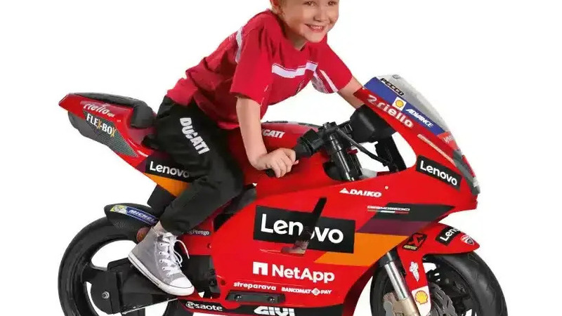 Vuoi un figlio Ducatista? Puoi cominciare a crescere il futuro Pecco con le mini Ducati ufficiali