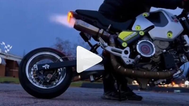 Una Honda Grom 125 con motore Ducati Panigale [VIDEO] 