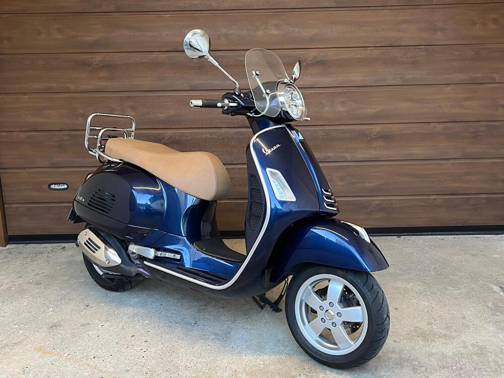 Vespa GTS 300 Hpe (2021 - 22)