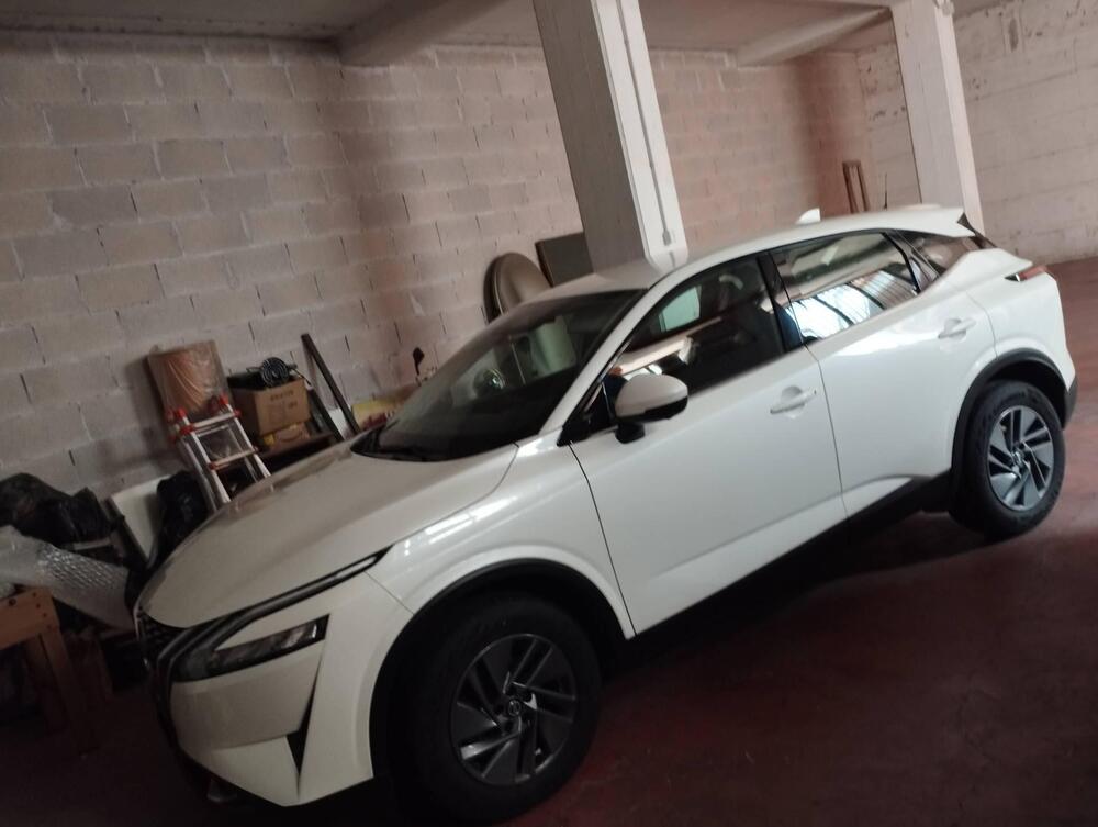 Nissan Qashqai usata a Roma