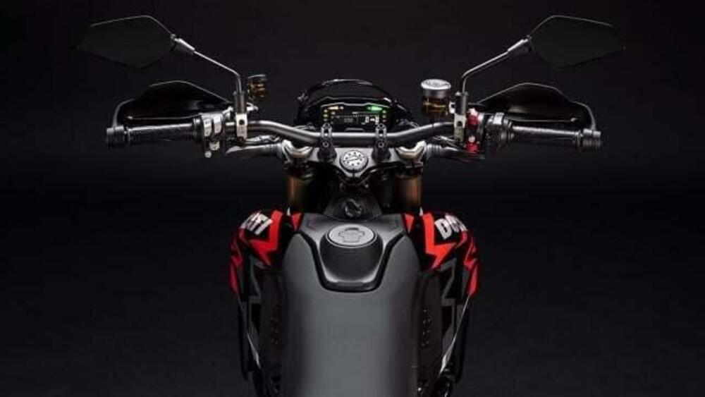 Ducati Hypermotard 698 Mono RVE (2024 - 25) (7)