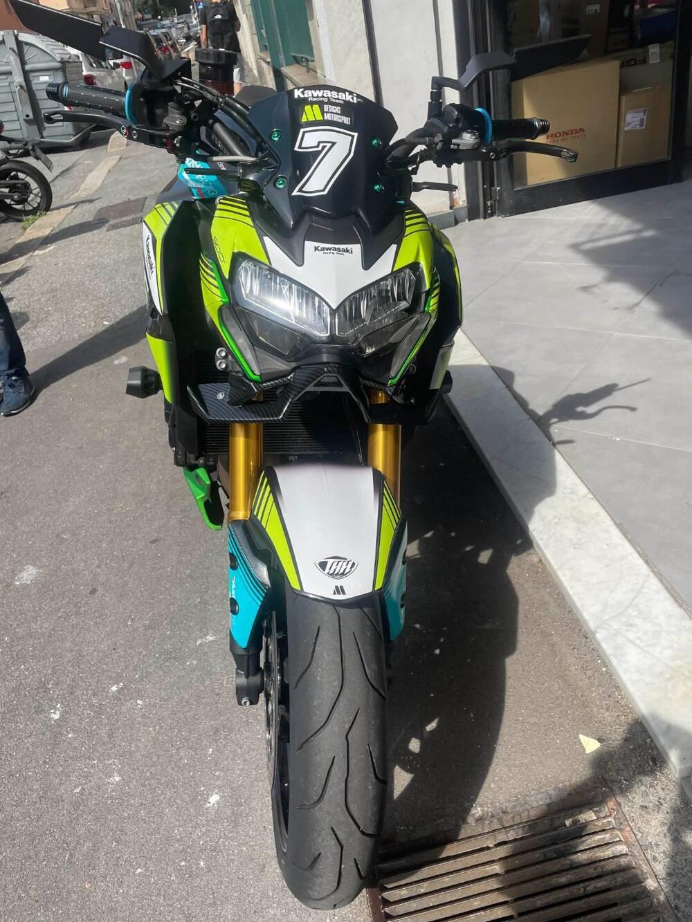 Kawasaki Z 900 SE (2022 - 24) (7)