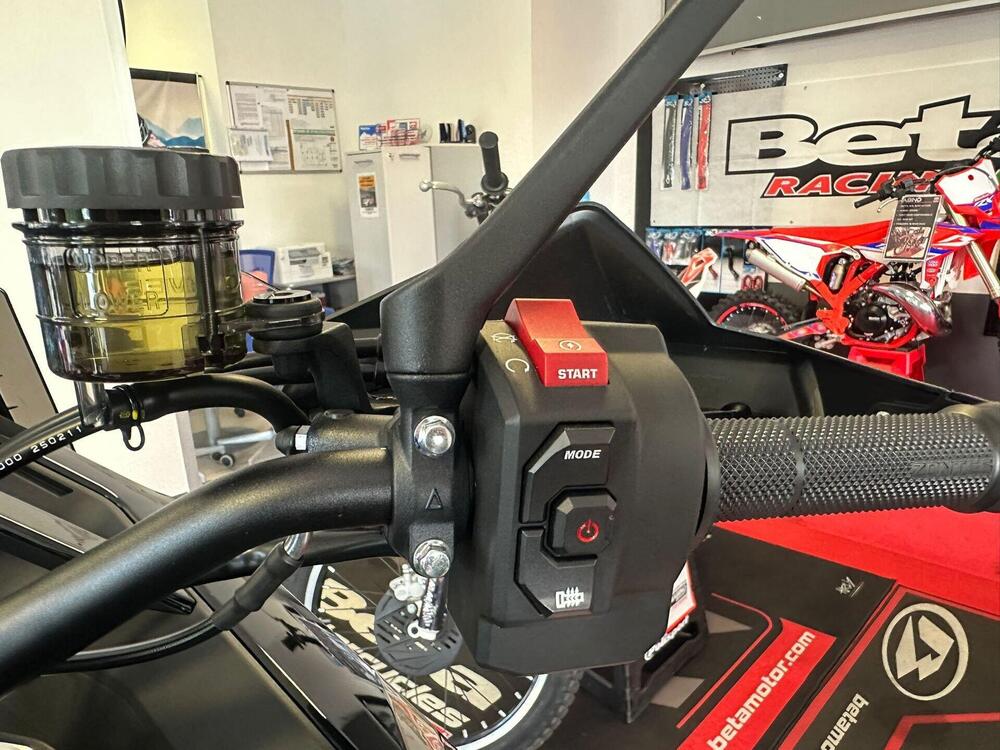 Zontes ZT703-F (2025 - 26) (14)