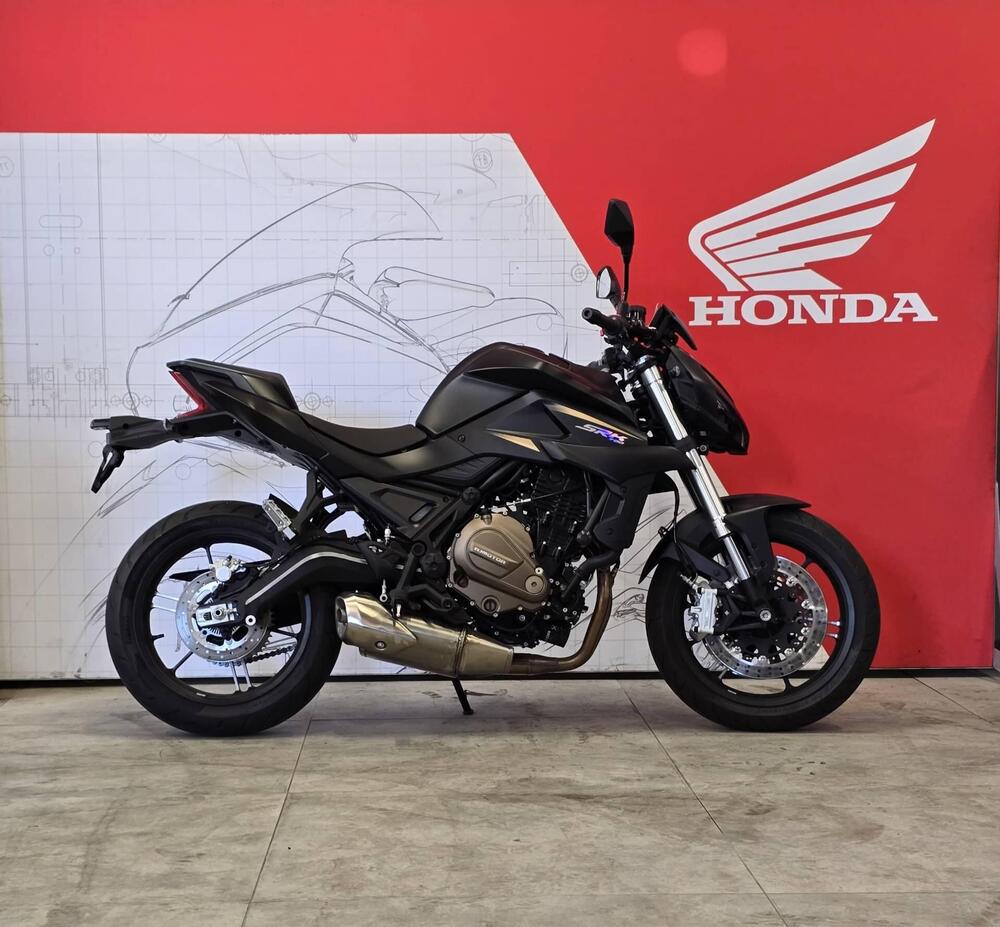 QJ Motor SRK 700 (2023 - 26) (3)