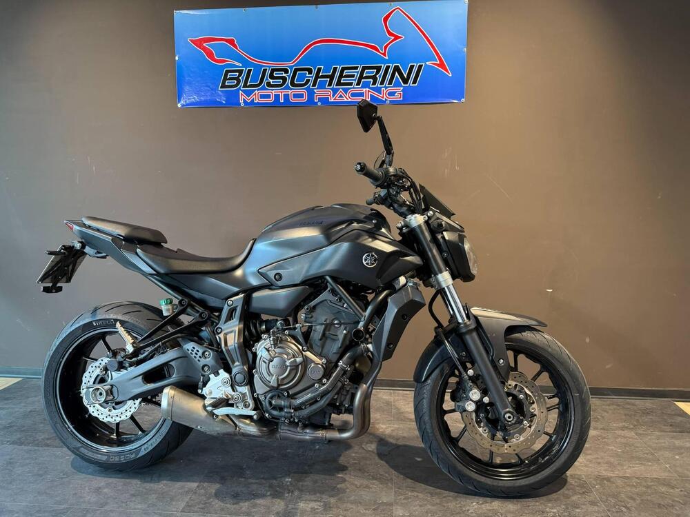 Yamaha MT-07 (2017 - 18) (9)