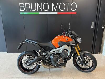 Yamaha MT-09 (2013 - 15) usata