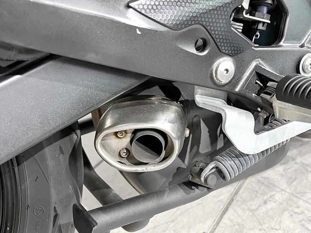 Yamaha XJ6 (2008 - 15) (3)