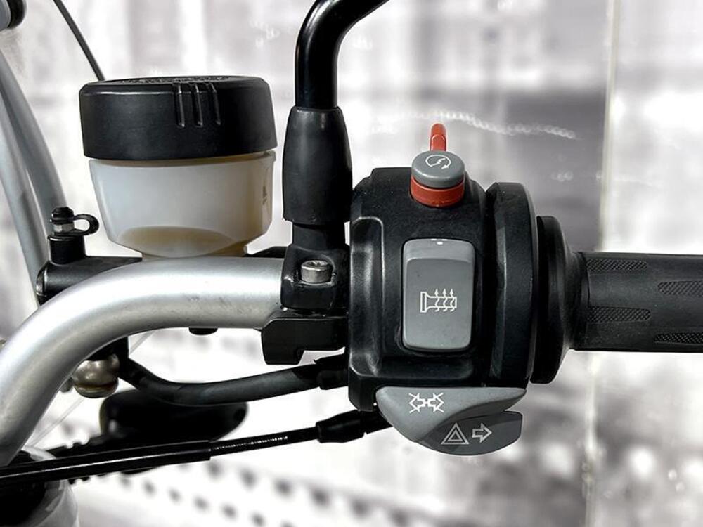 Bmw R 1200 R (2006 - 11) (3)